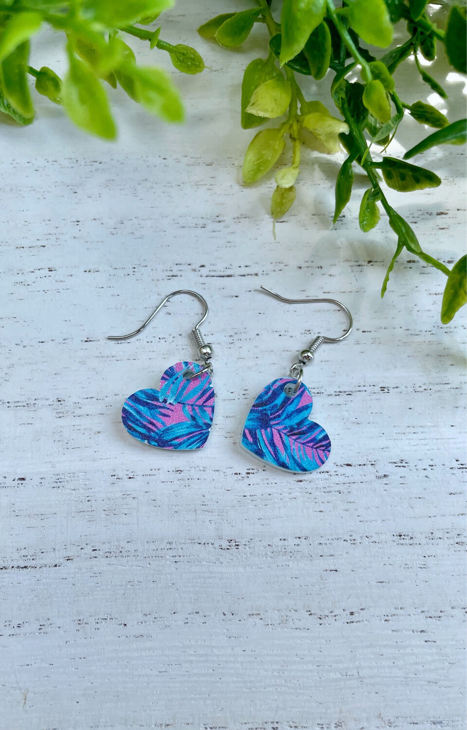 Heart Dangles (Bright Palm)