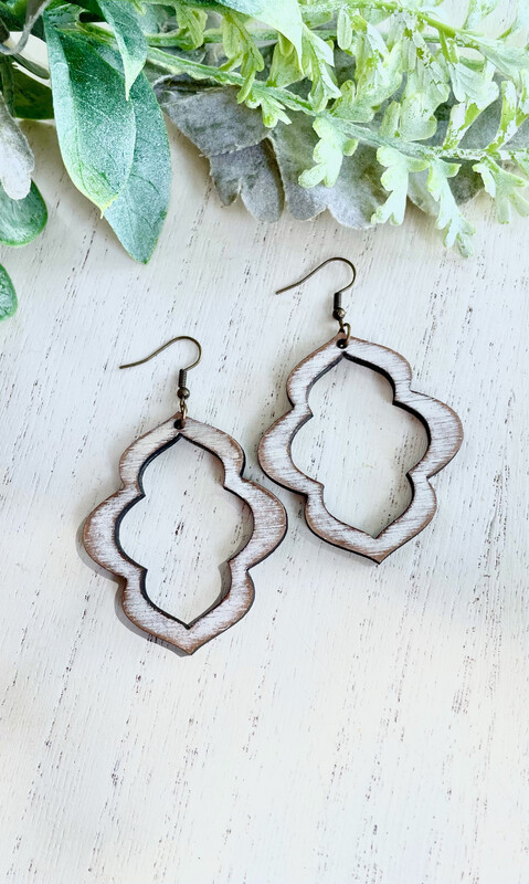 Vintage Wave Earrings (White Wash)