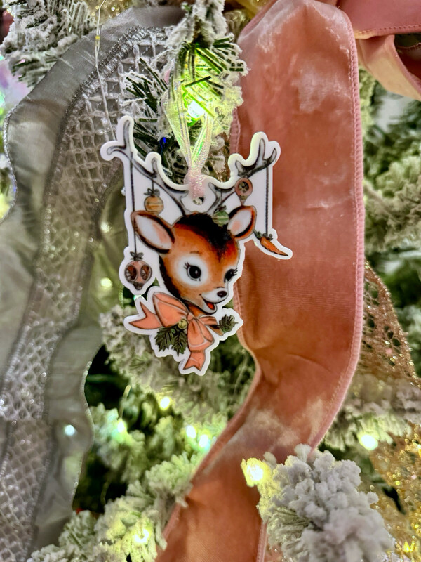 Vintage Reindeer With Ornaments Gift Tag/Ornament