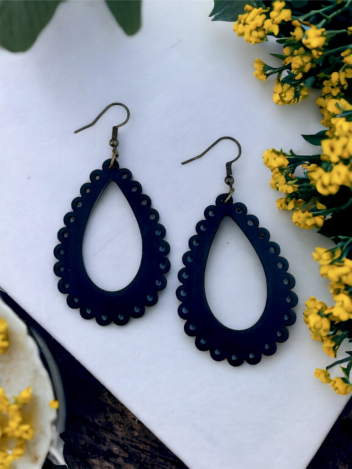 Laced Teardrop Earrings (Black Acrylic)