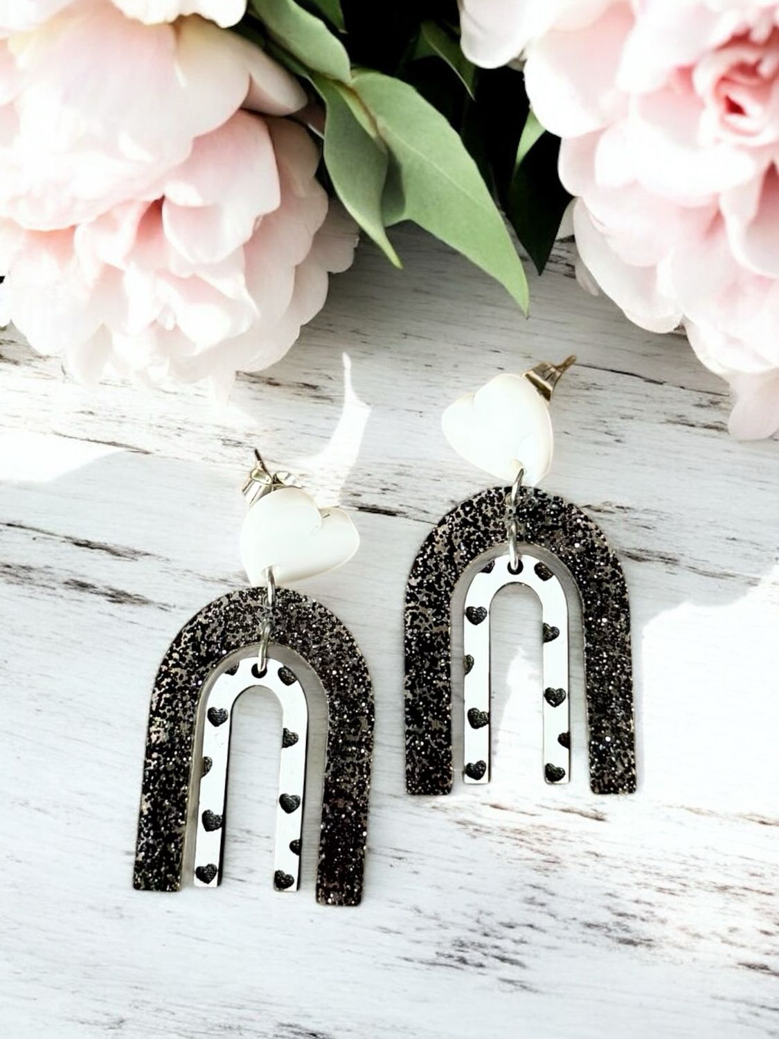 Mod Rainbow Earrings (Black Glitter And Hearts)
