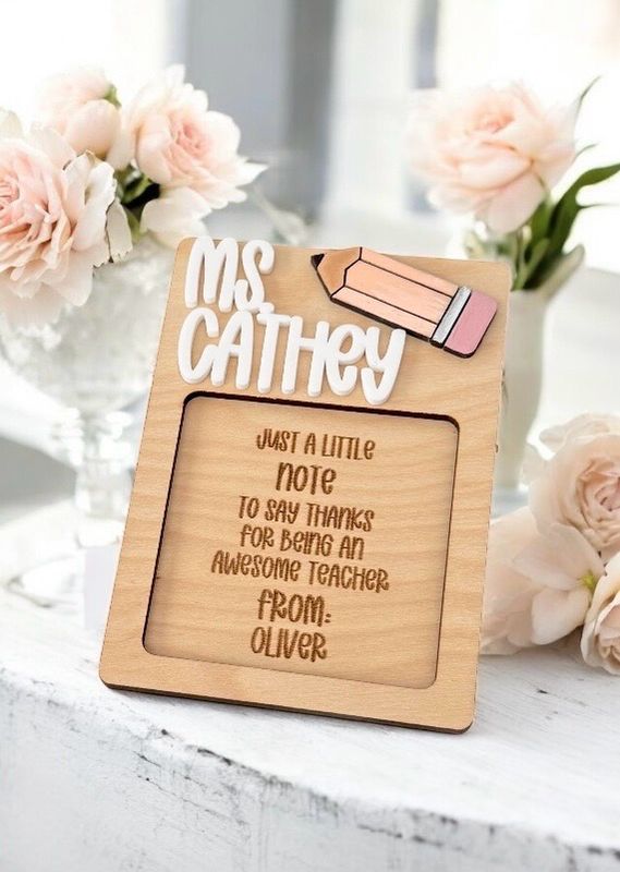Teacher Sticky Note Holder With Small Pencil