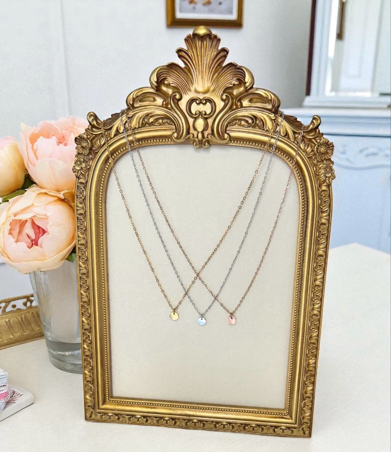 Initial Circle Necklace (6mm Circle)