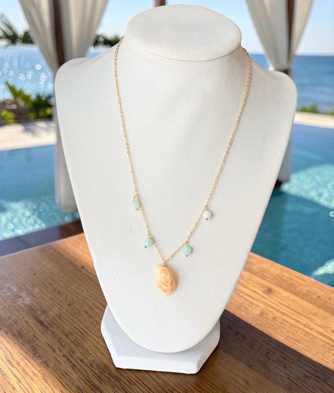 Handmade Necklace (Slipper Shell With Aqua Quartzite And Gold Chain)