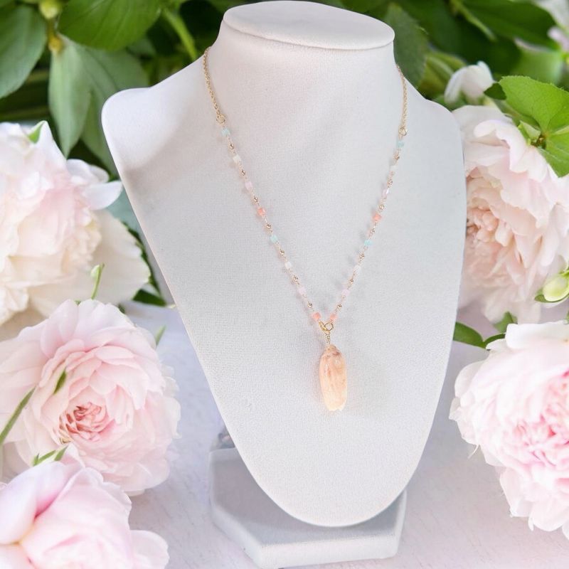 Handmade Necklace (Tulip Shell With Colorful Gold Chain)