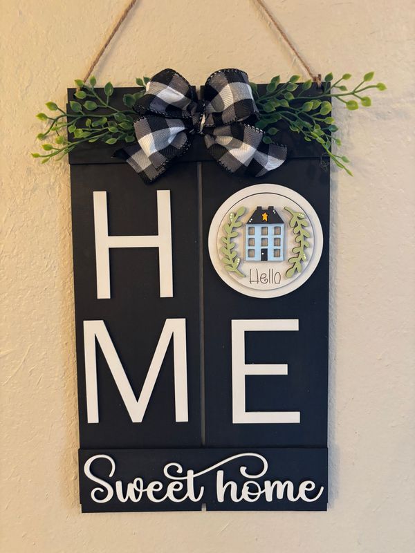 HOME Pallet with Interchangeable Inserts