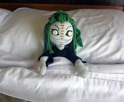 Dans son lit
