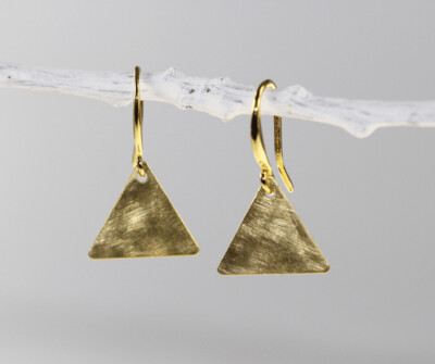 Ohrhänger Dreieck, goldfarbig, geometrisch, minimalistisch