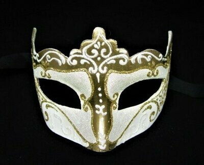 Máscara en blanco y oro