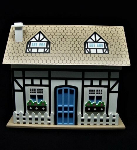 Casita de madera con música.Joyero musical con bailarina