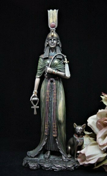 "Nefertiti"