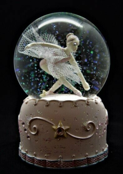 Bola de cristal con música y bailarina (8cm)