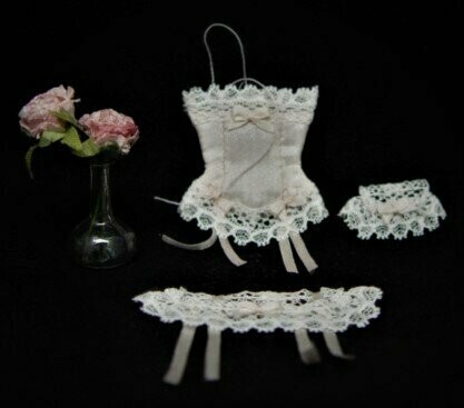 Conjunto lencería en miniatura(rosa y blanco)
