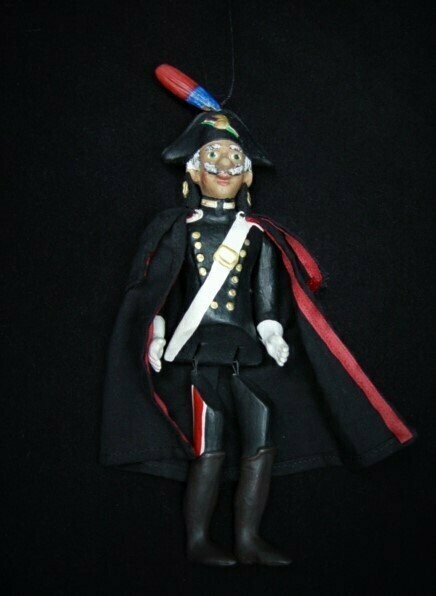 Marioneta de terracota "Carabinieri del cuento Pinocho"