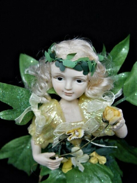 Hada con flores III