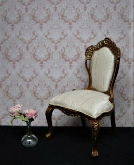 Silla en miniatura