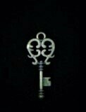 Llave plateada