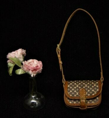Bolso de Louis Vuitton en miniatura