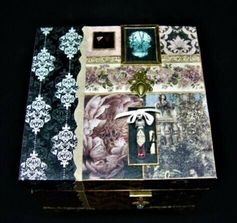 Caja de música "Romeo y Julieta"