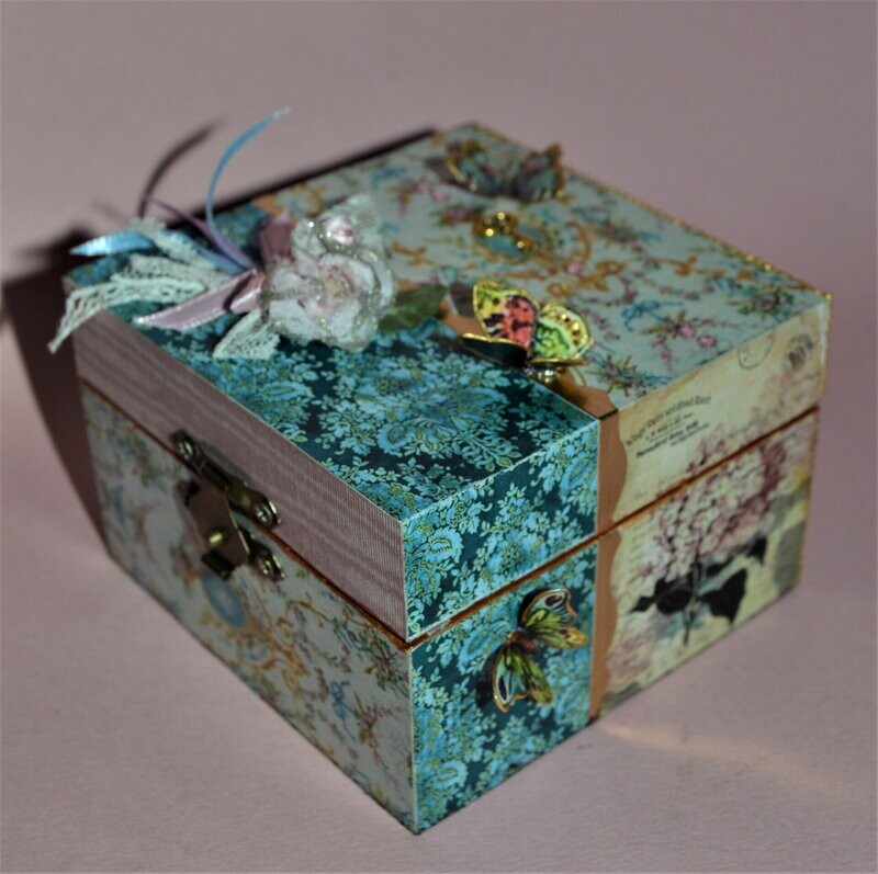 Caja de música "Flores III"