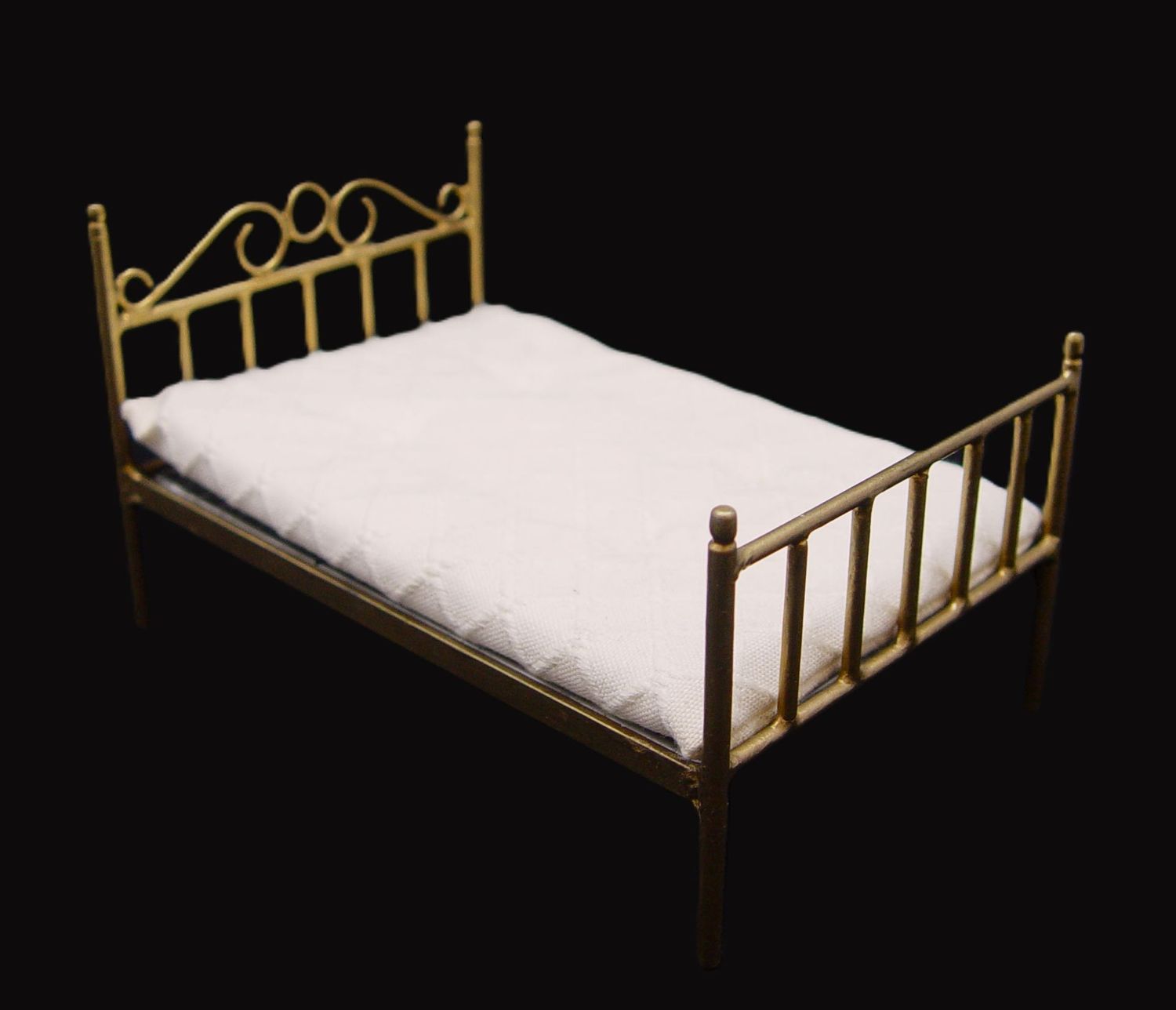 Cama de metal hecha a mano