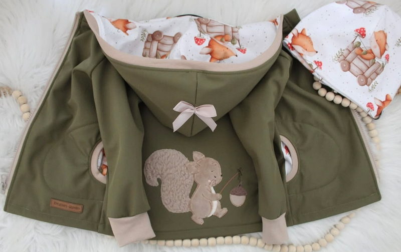Softshell-Jacke Eichhörnchen mit Eichellaterne Softshell-Jacke Eichhörnchen mit Eichellaterne