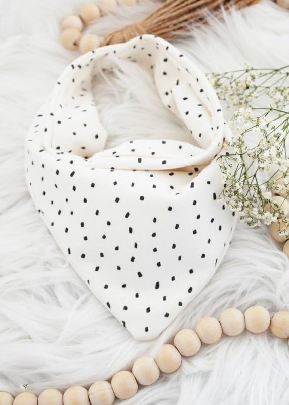 Halstuch schwarze Striche Halstuch schwarze Striche