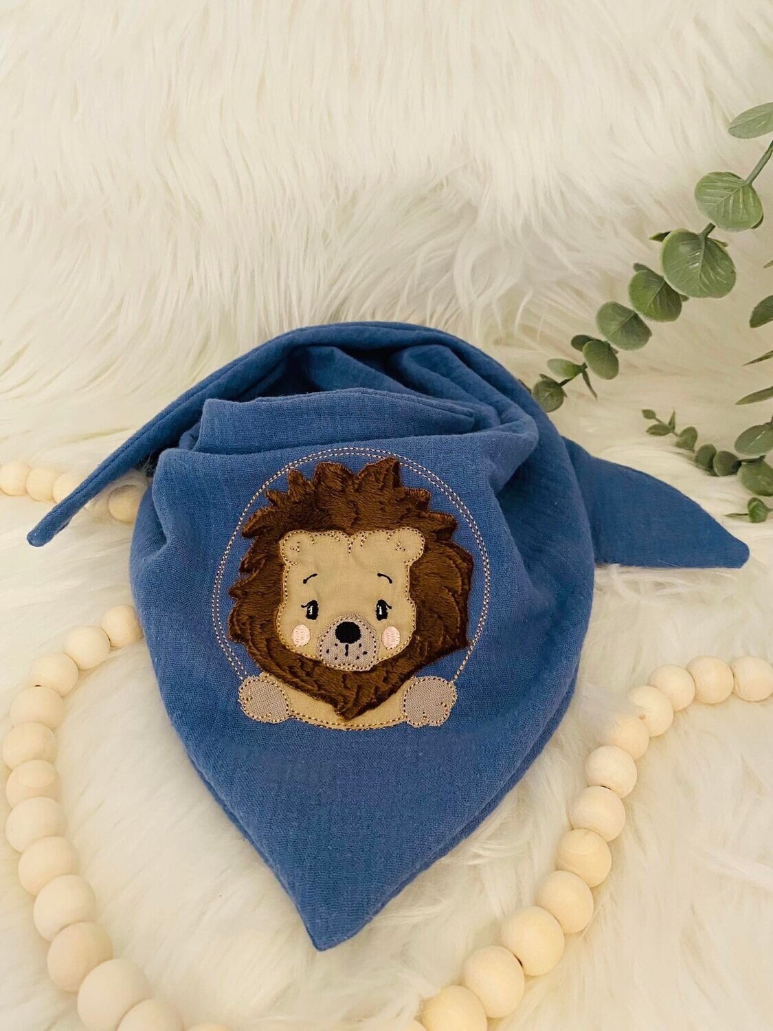 Musselin Halstuch Löwe musselin halstuch bestickt, musselintuch baby, musselinhalstuch kinder, personalisiertes musselinhalstuch für kinder, geschenke zur geburt, musselin, musselinhalstuch für kinder, personalisiertes halstuch kinder, babygeschenke zur geburt, musselin halstuch löwe blau