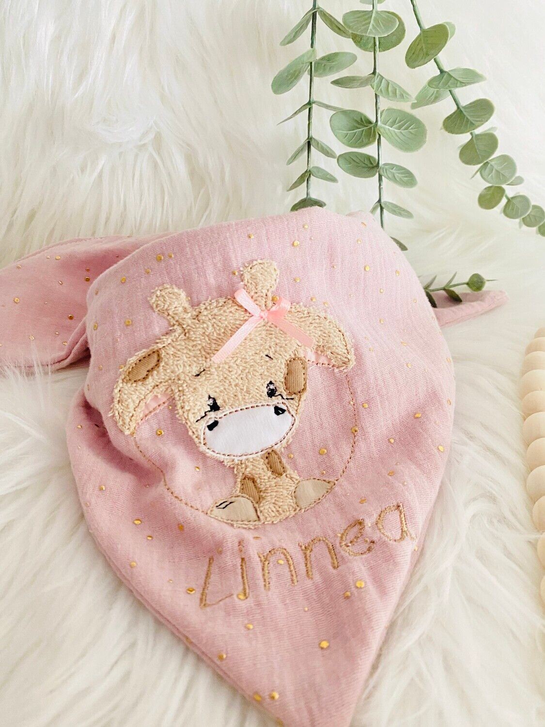 Musselin Halstuch Giraffe musselin halstuch giraffe bestickt, giraffe musselintuch baby, musselinhalstuch kinder, personalisiertes musselinhalstuch für kinder, geschenke zur geburt, musselin, musselinhalstuch für kinder, personalisiertes halstuch kinder, babygeschenke zur geburt, musselin halstuch giraffe