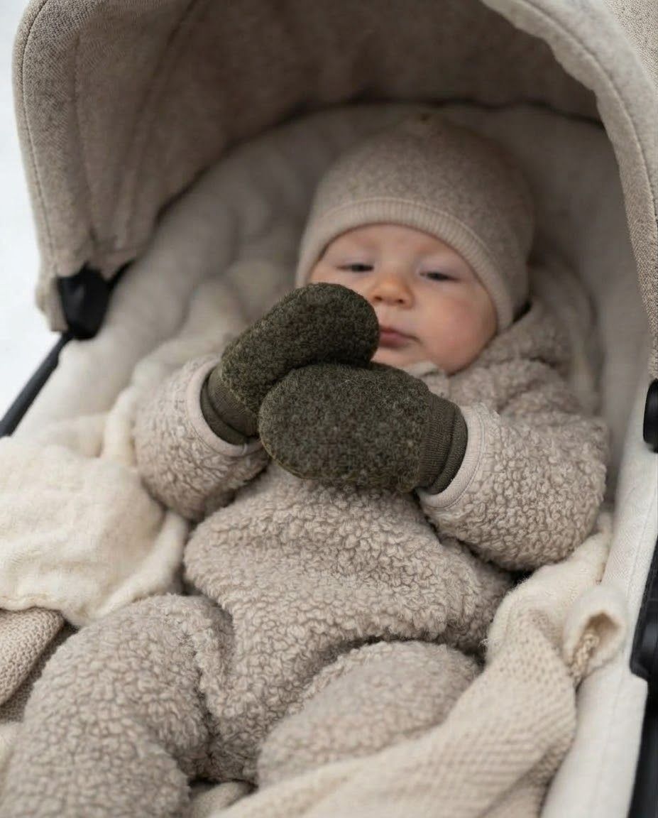 Wollwalkhandschuhe BABY Fäustlinge Waldgrün Wollwalkhandschuhe BABY Fäustlinge Waldgrün