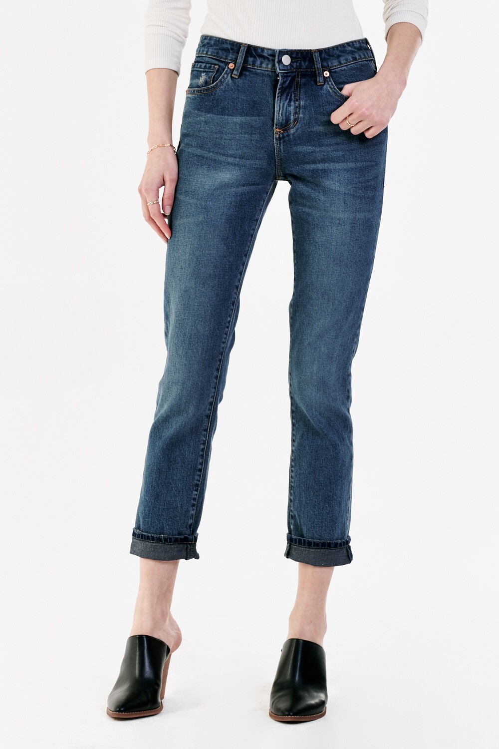 Blaire Straight Jean - Embrace Wash
