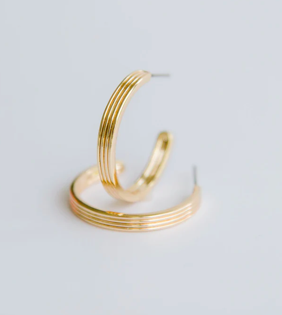 Sheila Medium Gold Earrings