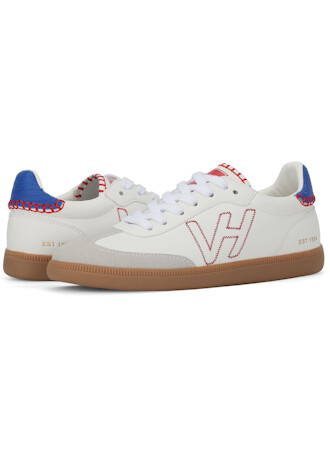 Crisp 13 Sneaker