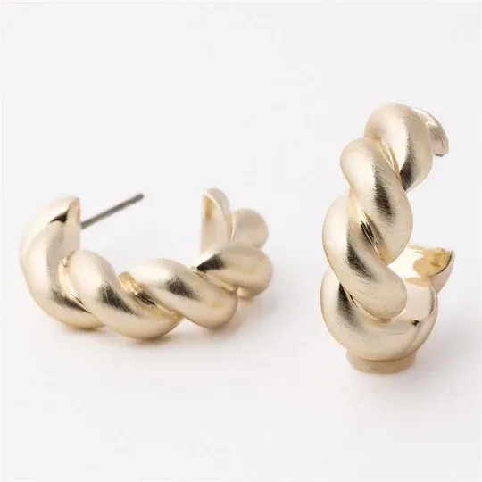 Addison Medium Gold Earring