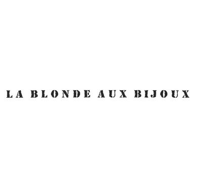 La Blonde Aux Bijoux
