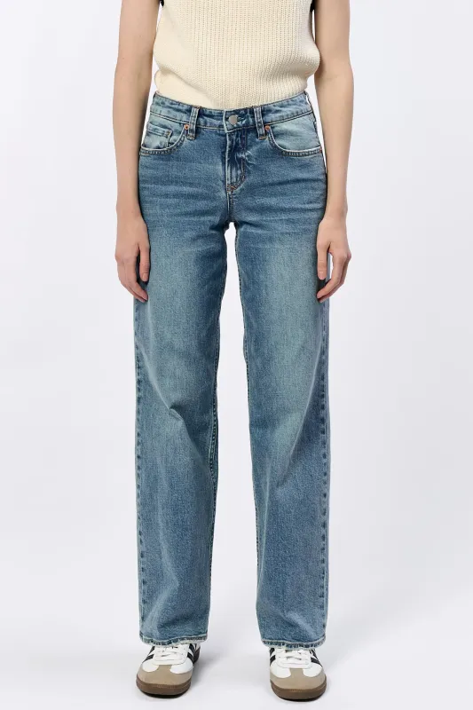 Taylor Straight Leg Jean - Vintage Flow Wash