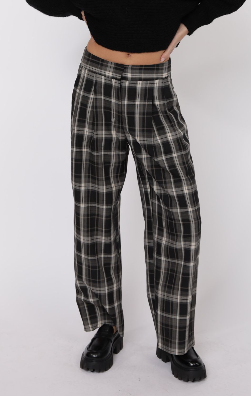Radical Stretch Plaid Pleated Trouser