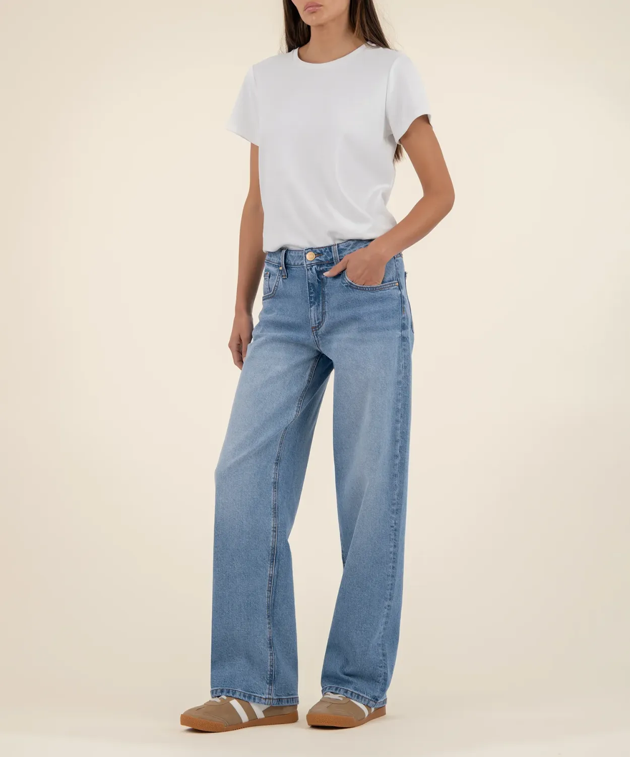 Selena Low Rise Baggy Jean - Bravery Wash