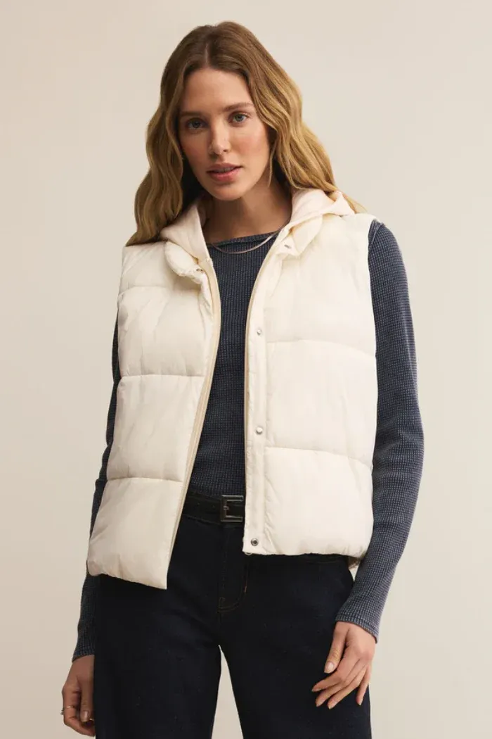 Essential Puffer Vest
