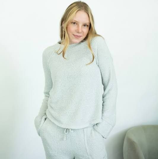 Crewneck Long Sleeve Raglan Tee