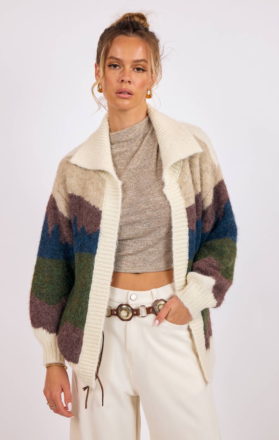 Birdie Landscape Intarsia Cardigan