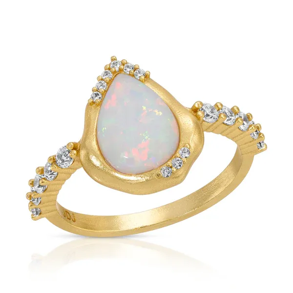Luster Solitare Ring