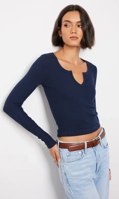 Split V-Neck Long Sleeve Crop Tee