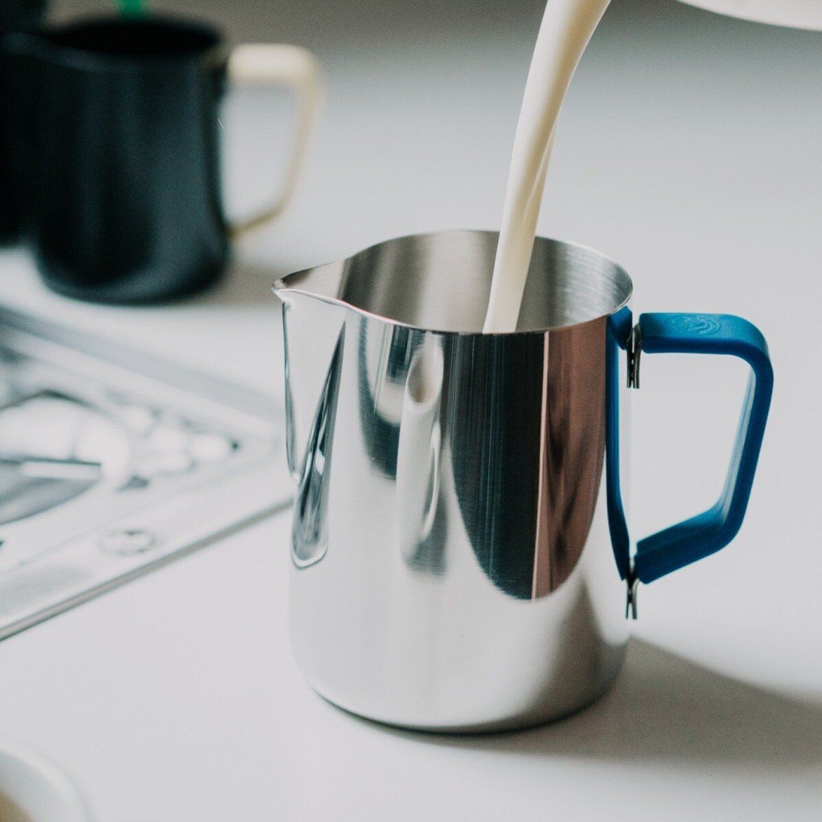 Rhino Milk Pitcher Grip - Blue