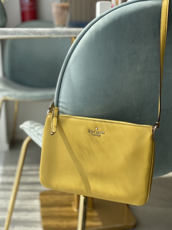 Kate Spade, Jackson Triple Gusset Crossbody Bag Vibrant Canary