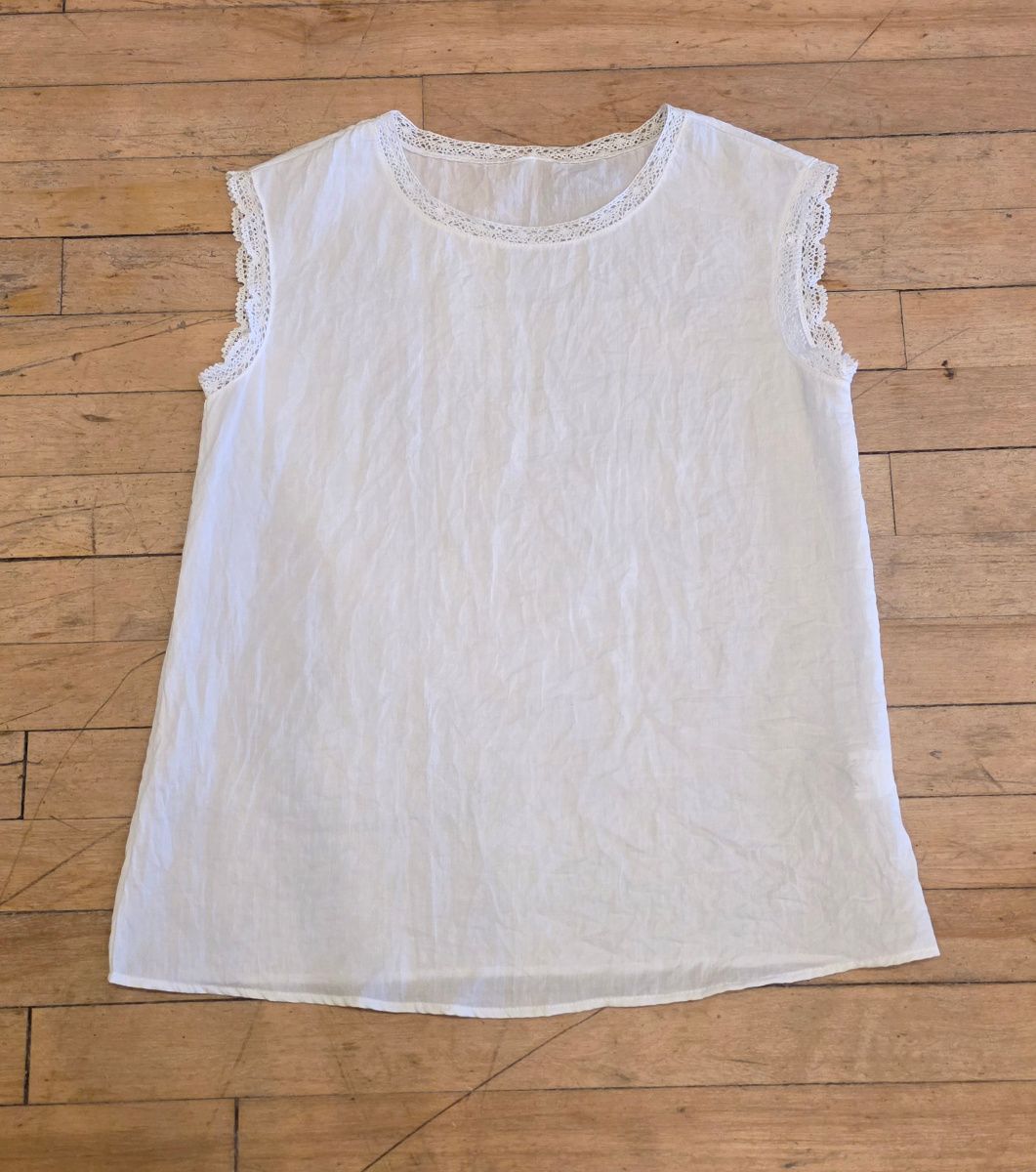 DT Crinkle Linen Top