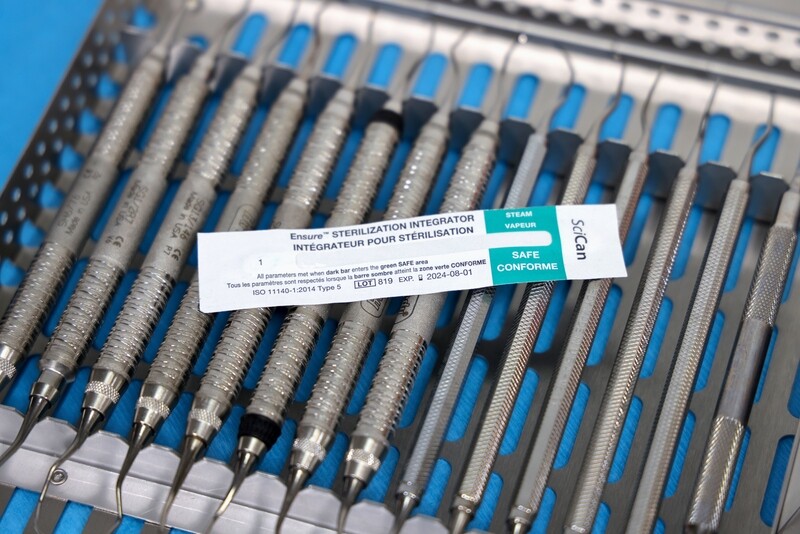 Sterilization Monitor Type 5 Chemical Indicator (Container of 100)