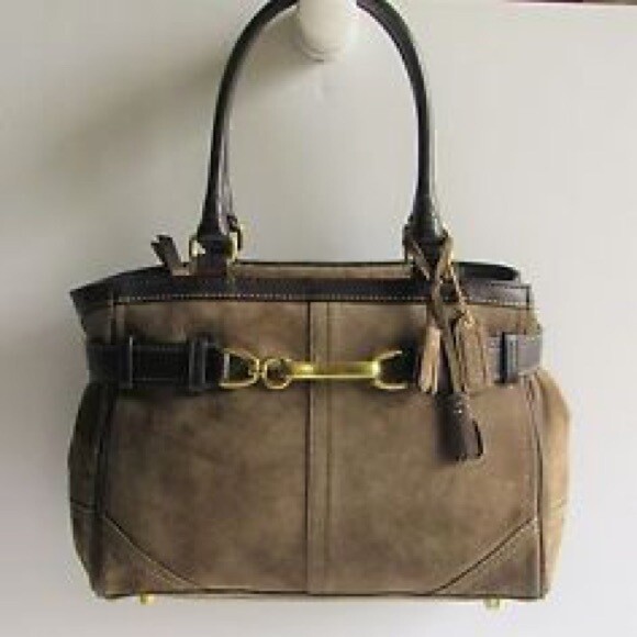 Pre-loved COACH HAMPTONS CARRYALL FLINT BROWN TOTE 8A78