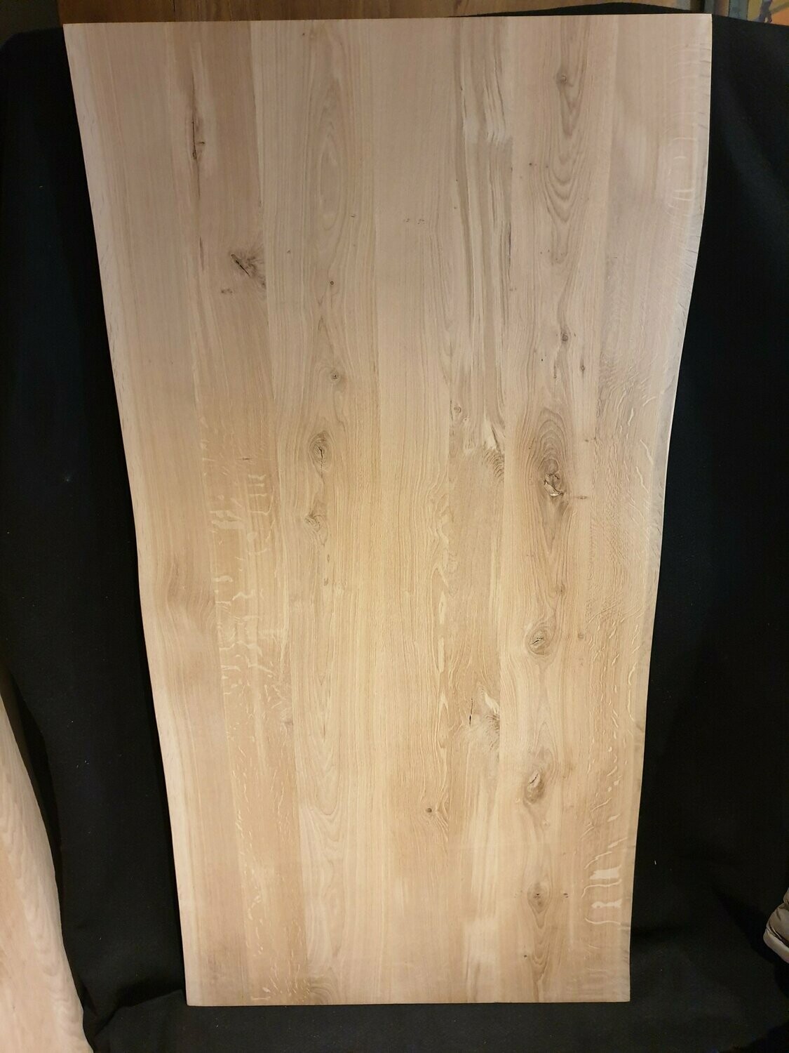 160 x ca. 80 - 84 x 4 cm Eiche geschliffen, Massivholz Tischplatte Baumkante