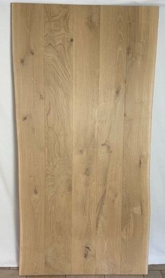 200 x ca. 100 - 103 x 4,5 cm  Eiche Tischplatte mit Baumkante V-Fuge